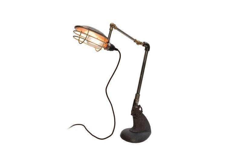 London Ornaments Iron Table Lamp