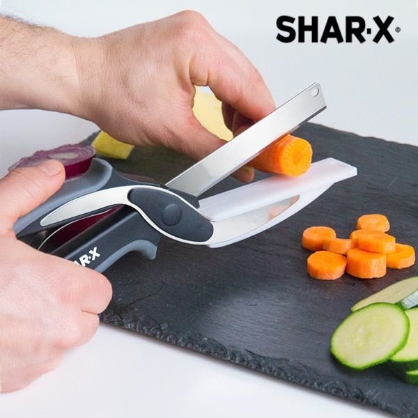 Shar-X™ Blade & Board ( Scissor-Knife with Integrated Chopping Board​ )