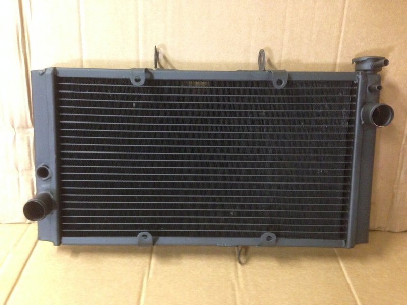 Honda CBR1100XX Super Blackbird 96-98 CARB Radiator
