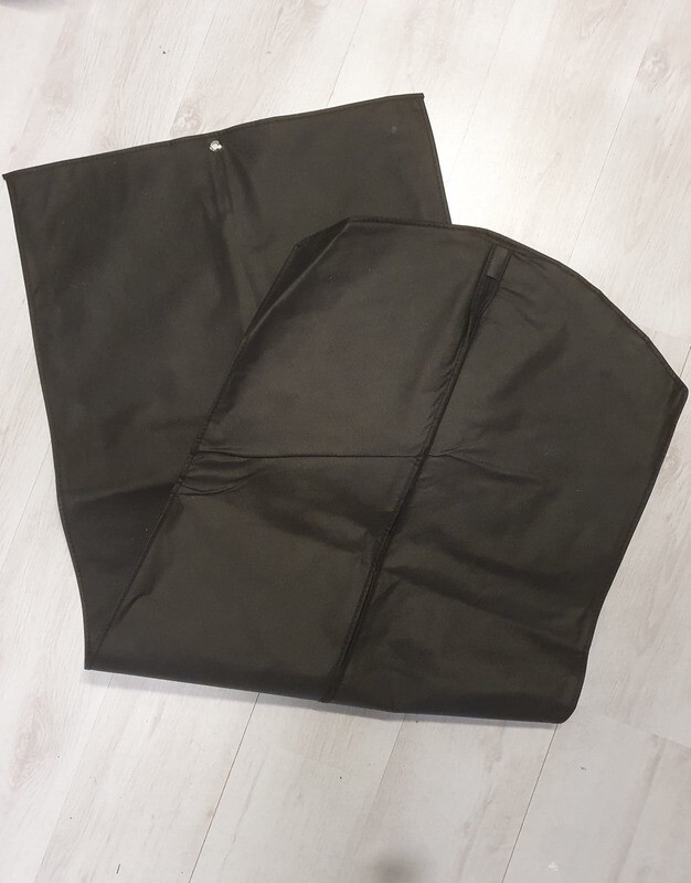 Kleding hoes voor smoking of rokkostuum