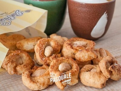 Taralli alle mandorle 