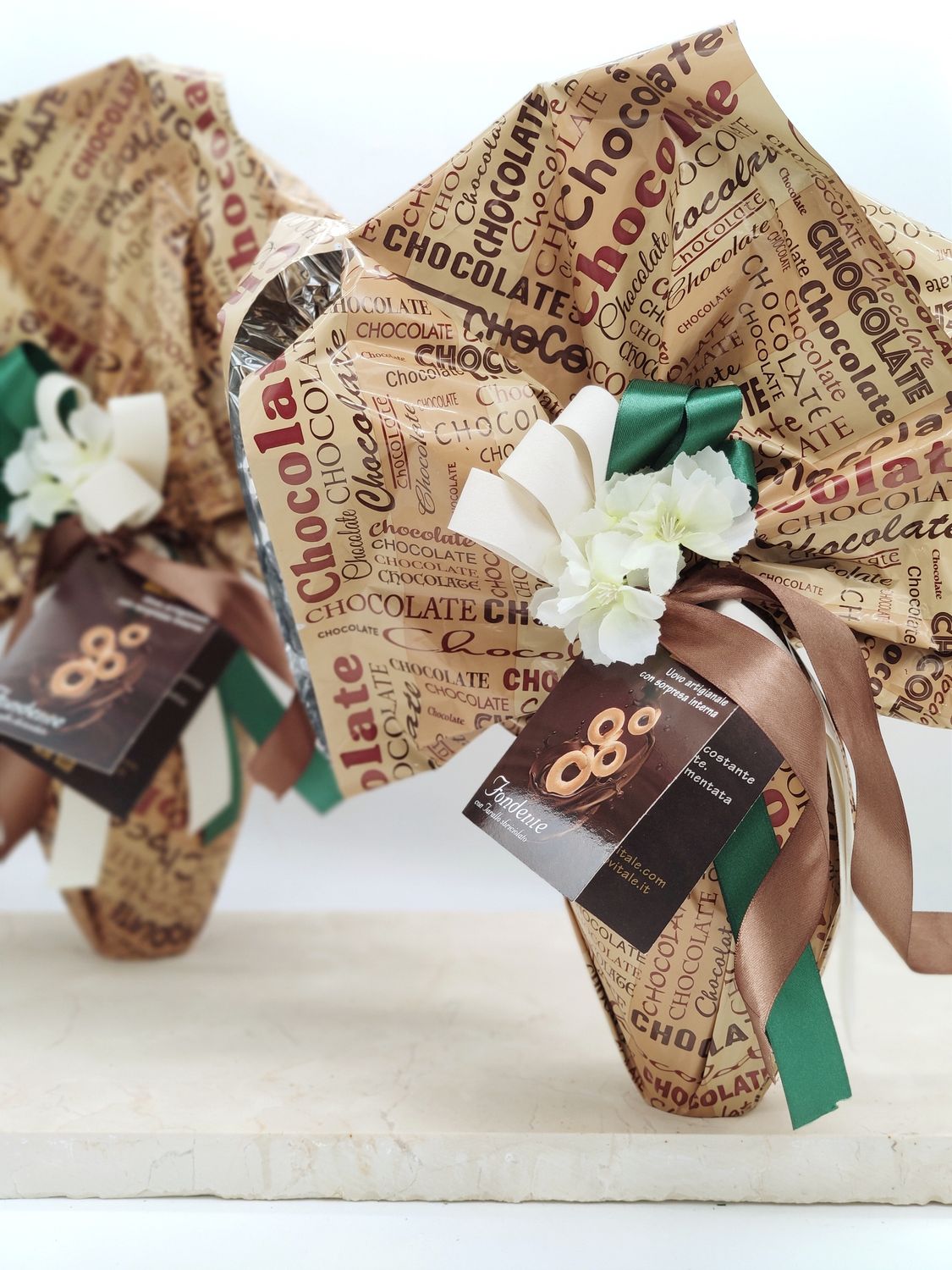 Uovo di cioccolato fondente extra con taralli sbriciolati (40%)