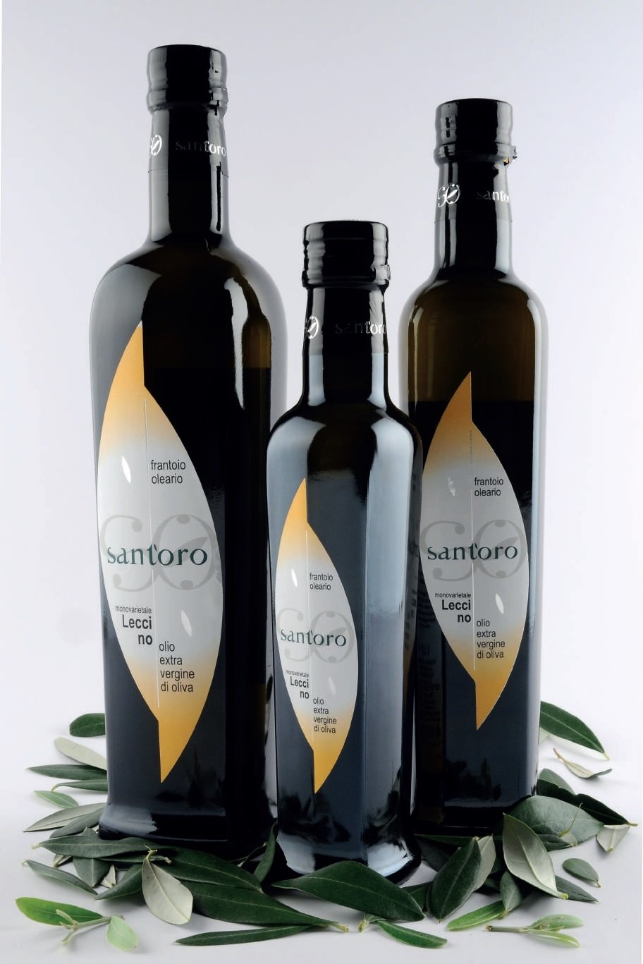 bottiglia 0,5 lt - Monocultivar LECCINO - Olio EVO BIOLOGICO (campagna di raccolta 2019/20) bottiglia 0,5 lt - Monocultivar LECCINO - Olio EVO BIOLOGICO (campagna di raccolta 2019/20)