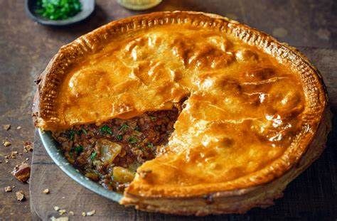 Beef &amp; Onion Pie 300g