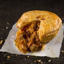 8-Beef Curry Pie 300g
