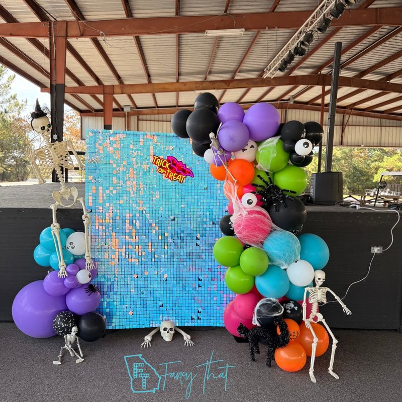 Neon Fright Night Shimmer Wall