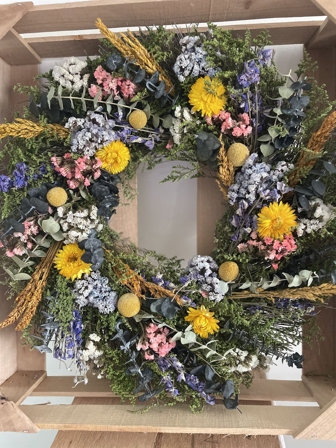 Dried Wreath (Gold Mix)