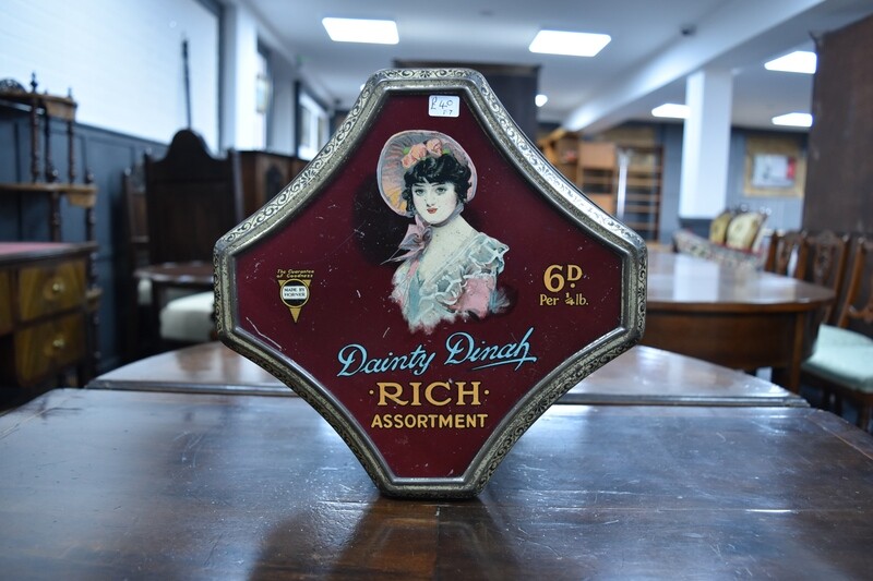 Dainty Dinah Tin
