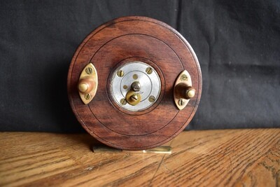 Zephyr Style Casting Reel