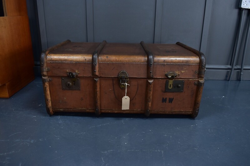 Travel Trunk with dual layers