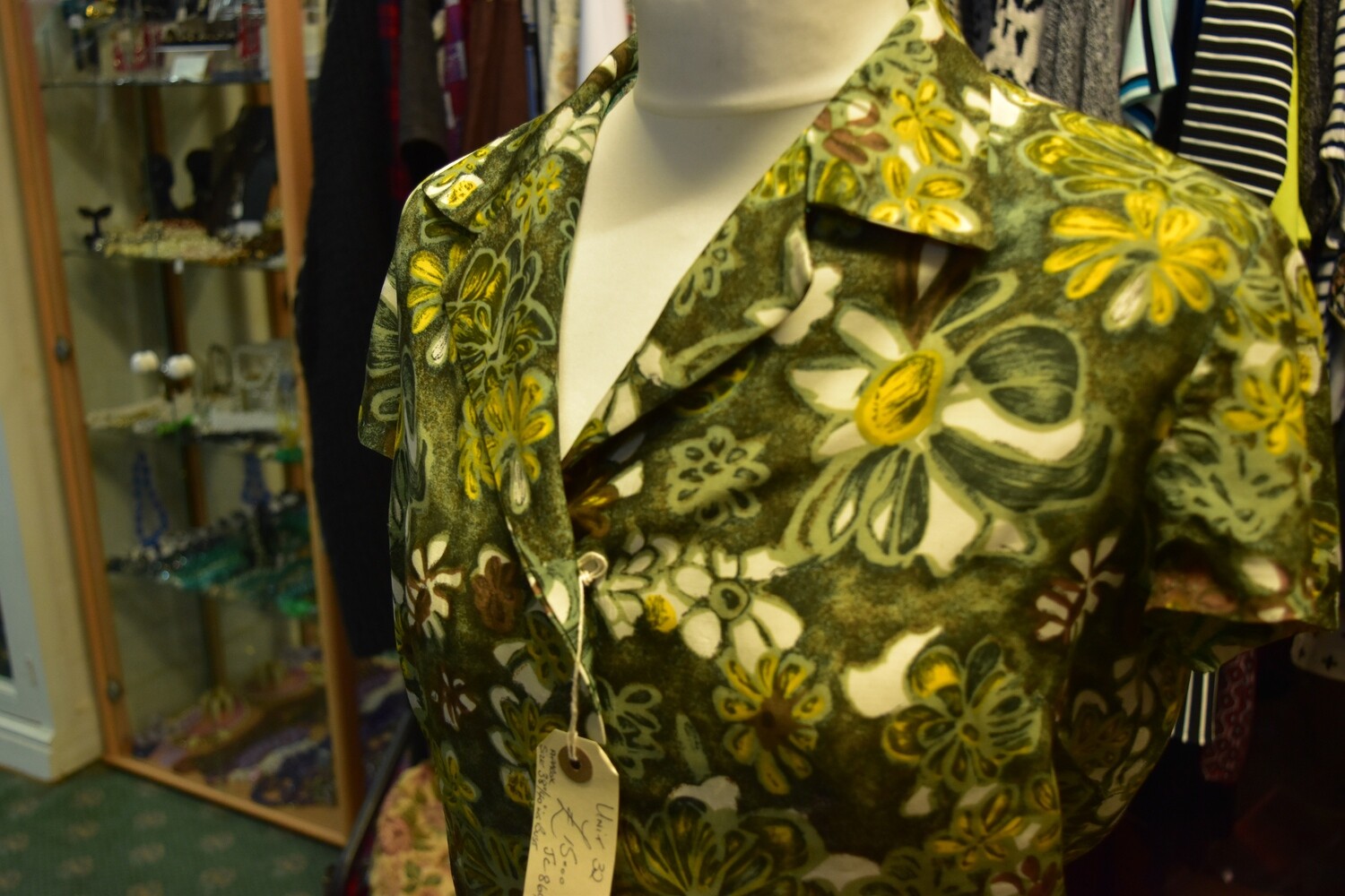 1960s Green Floral Short Sleeve Jacket & Skirt