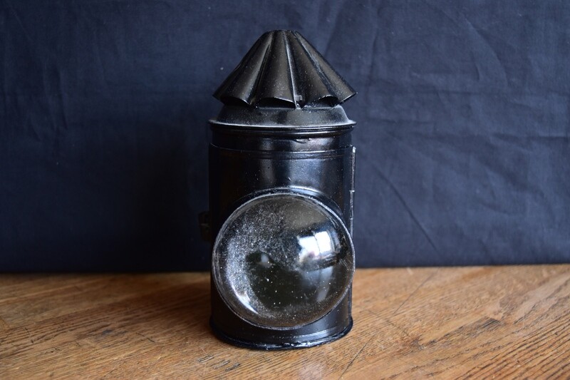 Vintage Car Lamp