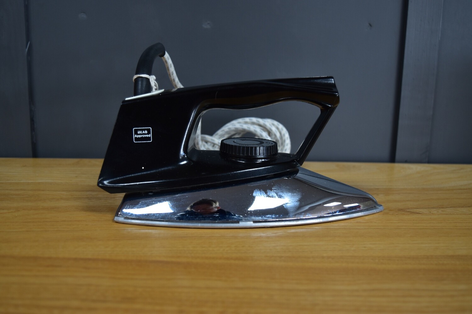 1970s Stylish Iron