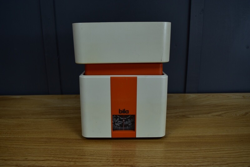 1970s "Bila" Kitchen Scales