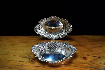 Pair of Silver Pierced London 1860s Bon Bon Dishes