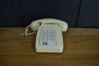 1982 Ivory GPO 8782 Telephone