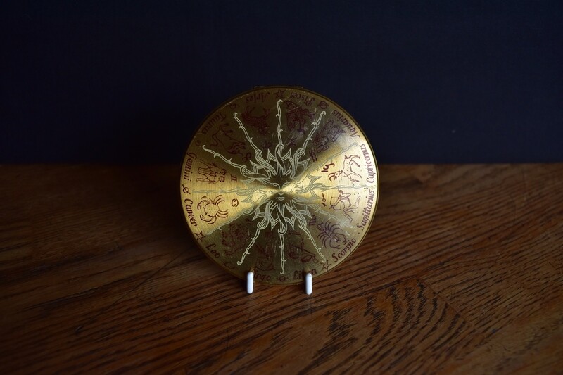 Astrological Star Signs Compact