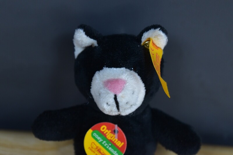 Steiff Cat Key Ring