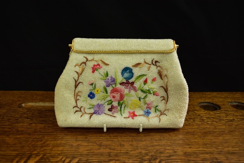 1950s Beaded Bag with Floral Design