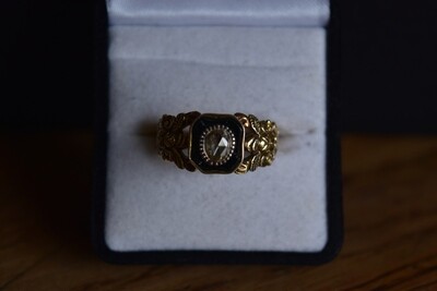 Georgian Mourning 18ct Gold Ring with Rose Cut Diamond