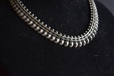 Vintage Indian Silver Victorian Style Collar