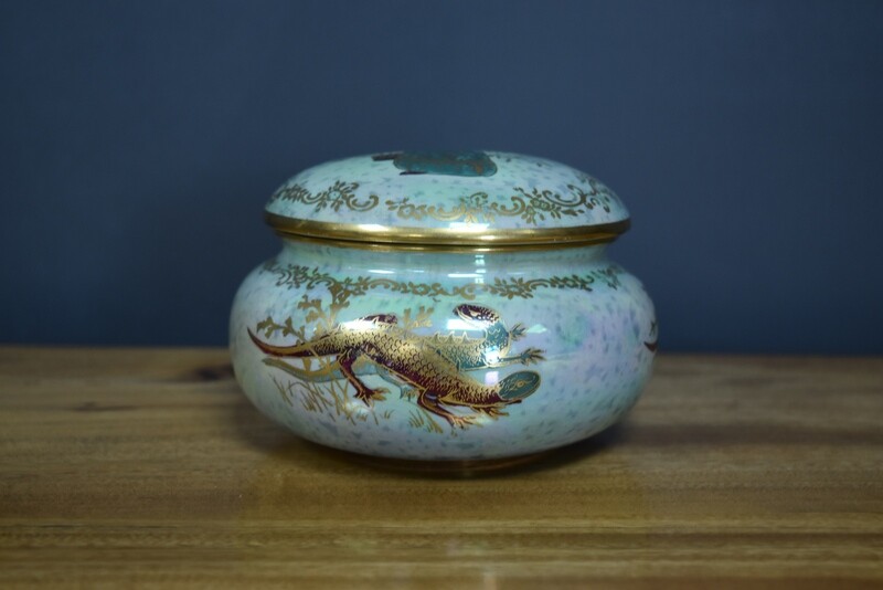 Crown Devon Fairy & Salamander Powder Bowl