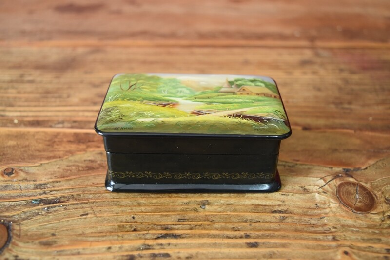 Fedeskino M.O.P Country-Side Box