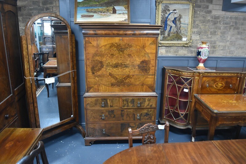 William & Mary Style Secretaire Abattant