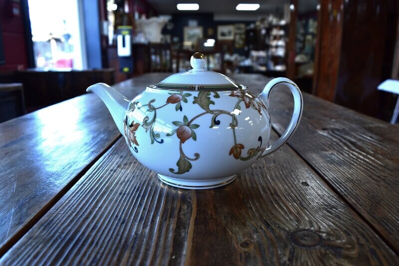 Wedgwood Bone China Oberon T-Pot