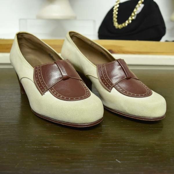 Ladies CC41 Cream Suede & Tan Leather Court Shoes