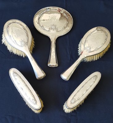 Edwardian Silver Dressing Table Set Chester 1908/9.
