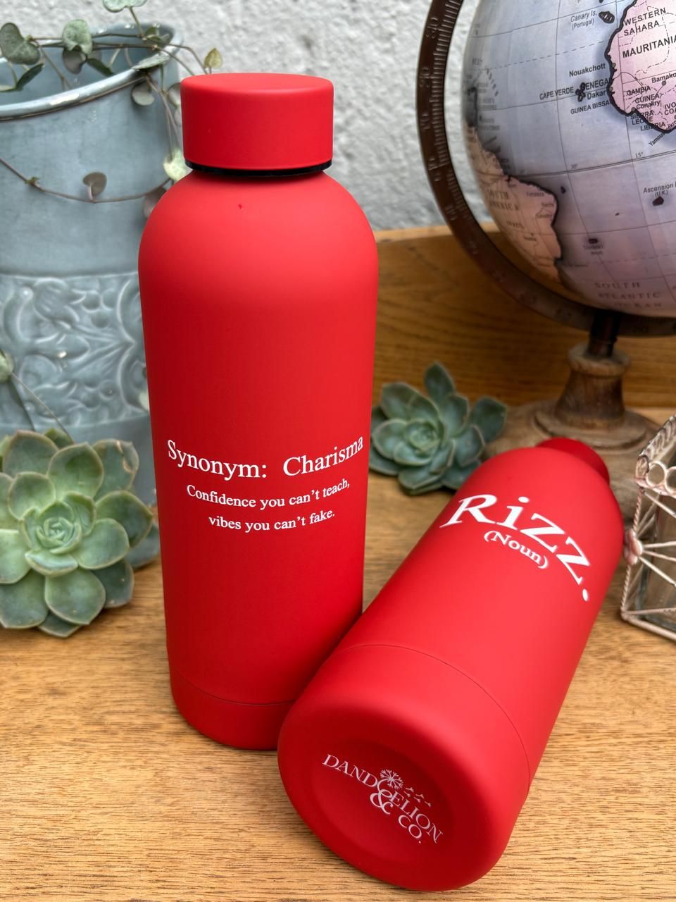 500ml Stainless Steel Water Bottle - Red: Rizz.