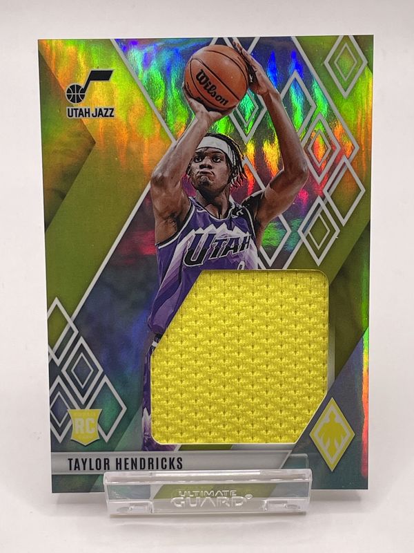 2023-24 Panini Phoenix #RJMHEN Taylor Hendricks RC Jumbo Patch Relic