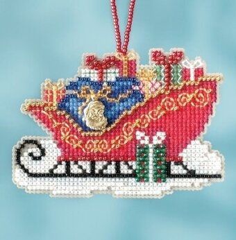 Traditional Sleigh by Mill Hill. Beaded Christmas Ornaments cross stitch kit with Charm. Happy Christmas Season embroidery