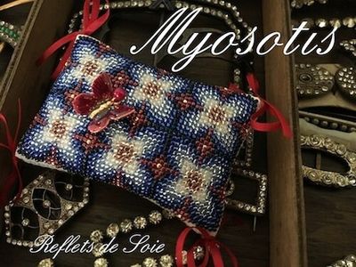 Myosotis (Forget-me-not) by Reflets de Soie Beaded mini-kit Release January 2017