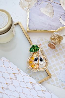 Dyushes Pear by Abris Art Decoration Brooches (jewelry) with beads. Bead Embroidery Kit