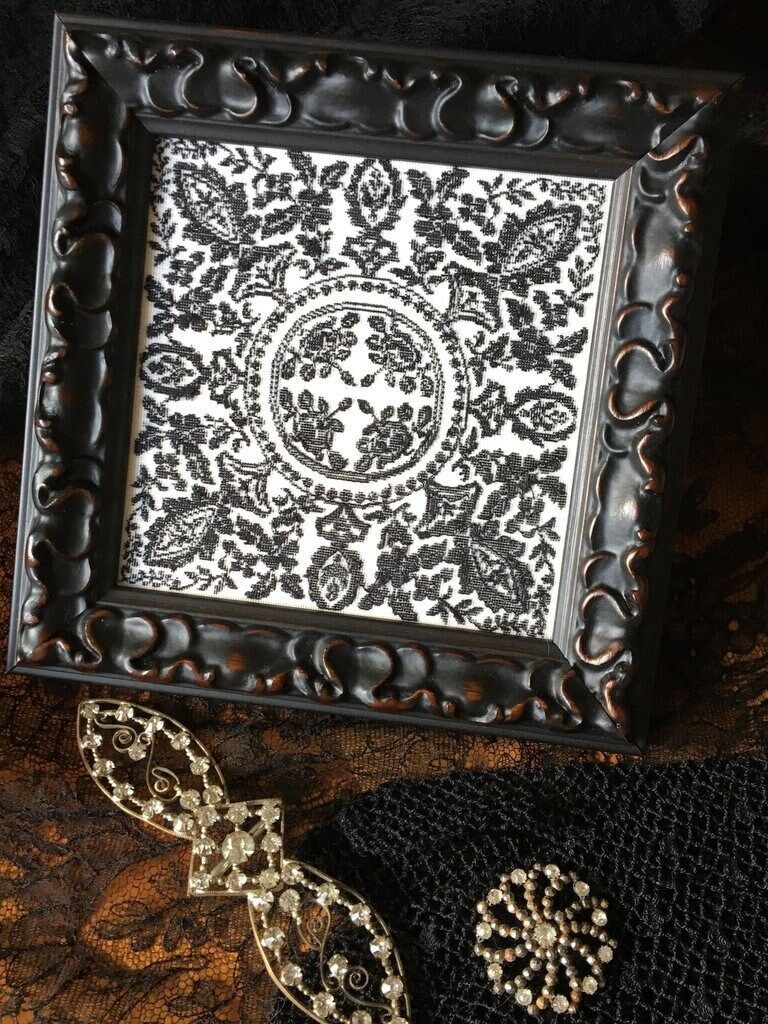 Chantilly by Reflets de Soie 2017 Counted cross stitch pattern + silk thread