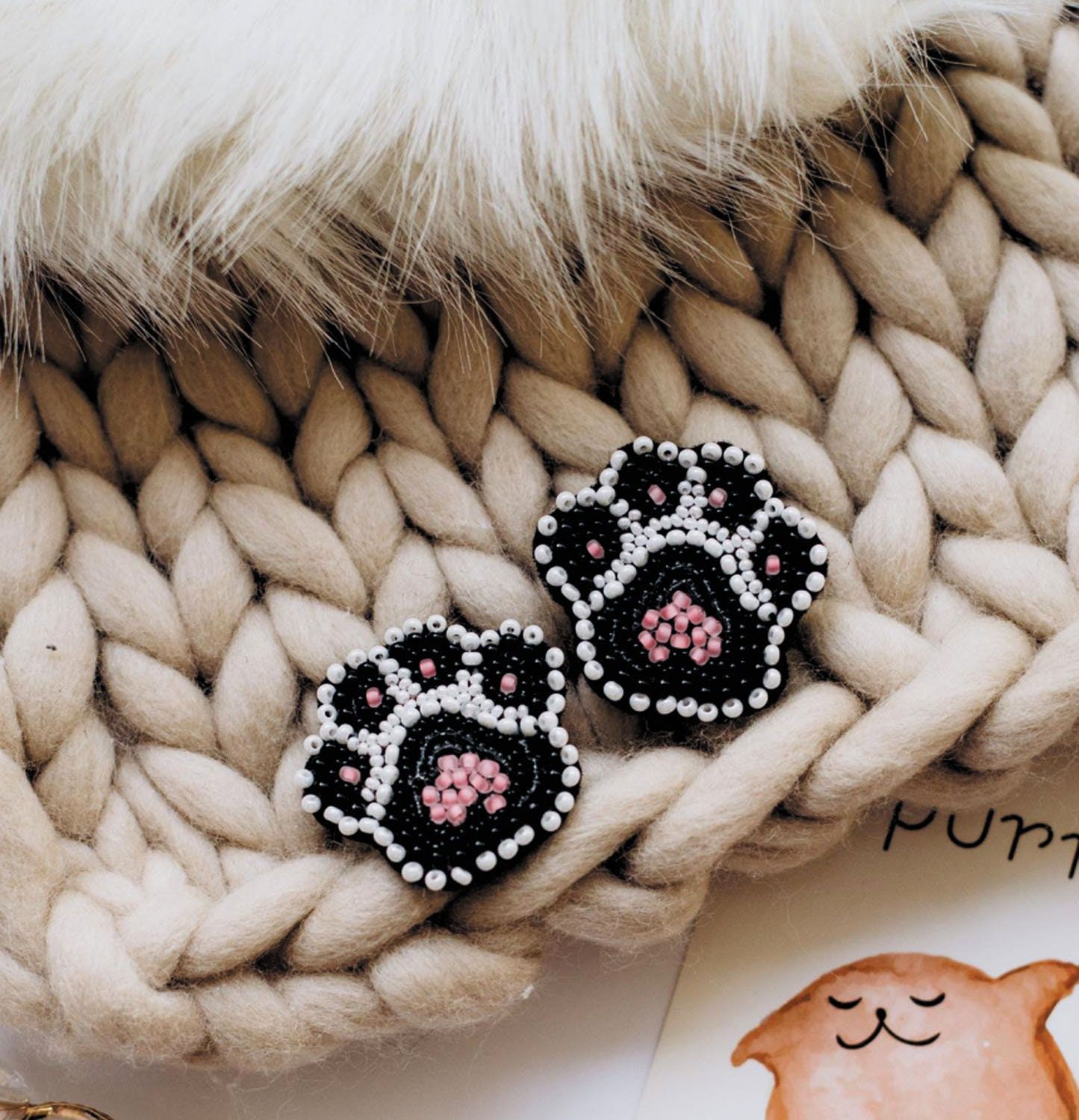 Claws by Abris Art Decoration Brooches (jewelry) with beads. Bead Embroidery Kit