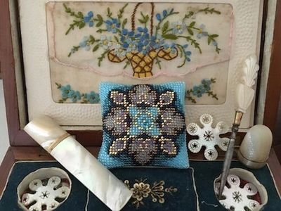 Saphir (Sapphire) by Reflets de Soie Beaded pinkeep mini-kit Release March 2018