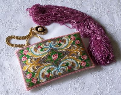 Trésor d&#39;Eugénie (Eugenie&#39;s Treasure) by Reflets de Soie Beaded mini-kit Release November 2012