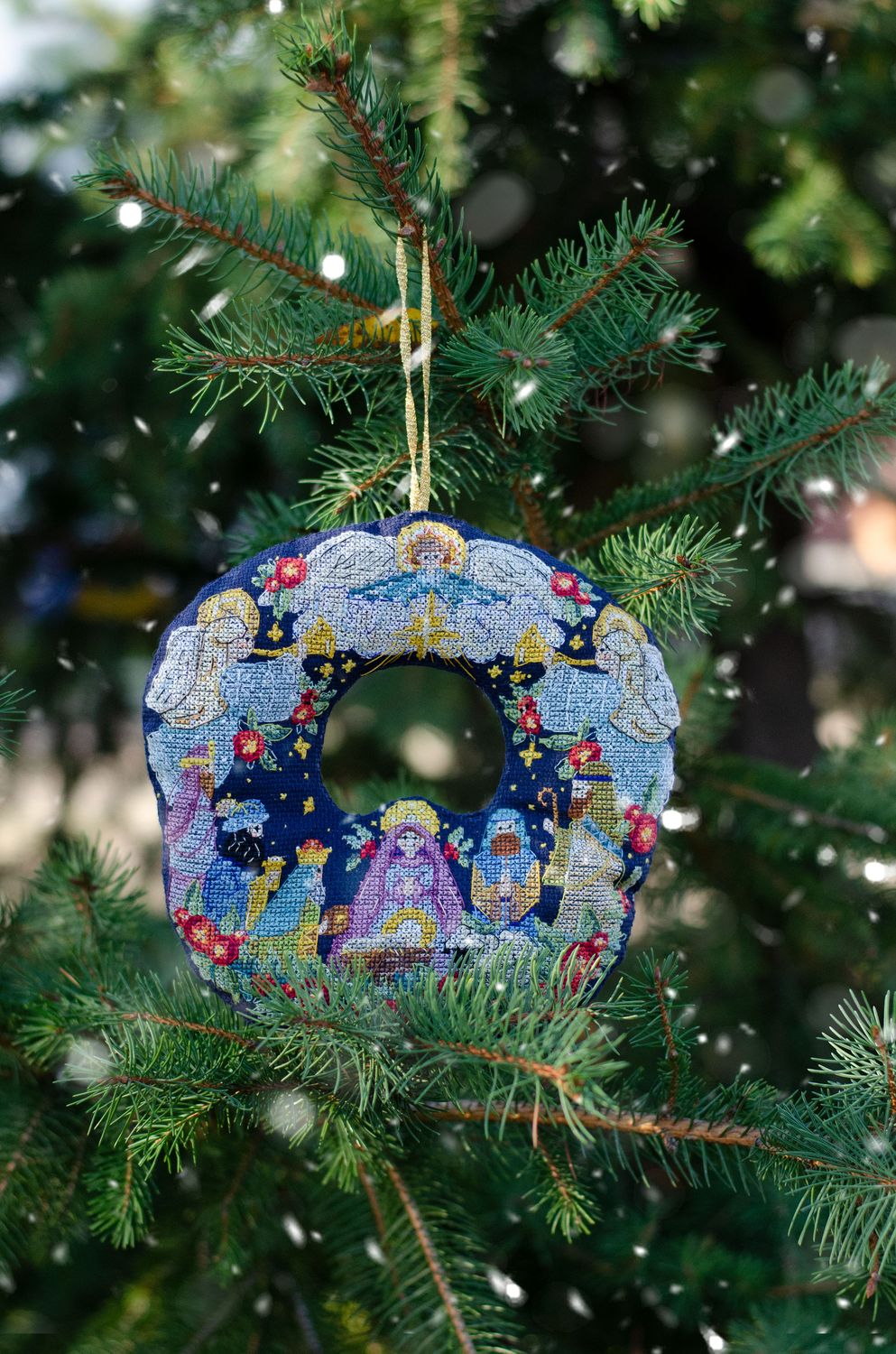 Nativity scene by Abris Art. Winter tale Collection. Counted Cross Stitch 3D Decoration Kit