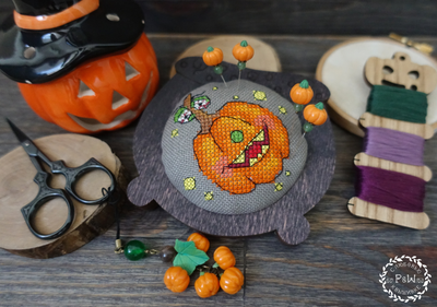 Halooween patterns with pincushion by Primitive and Wood, designer Aliolka (Olga Aleeva) Printed cross stitch patterns and pincushion base