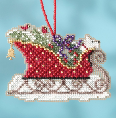 Evergreen Sleigh by Mill Hill. Beaded Christmas Ornaments cross stitch kit with Charm. Happy Christmas Season embroidery