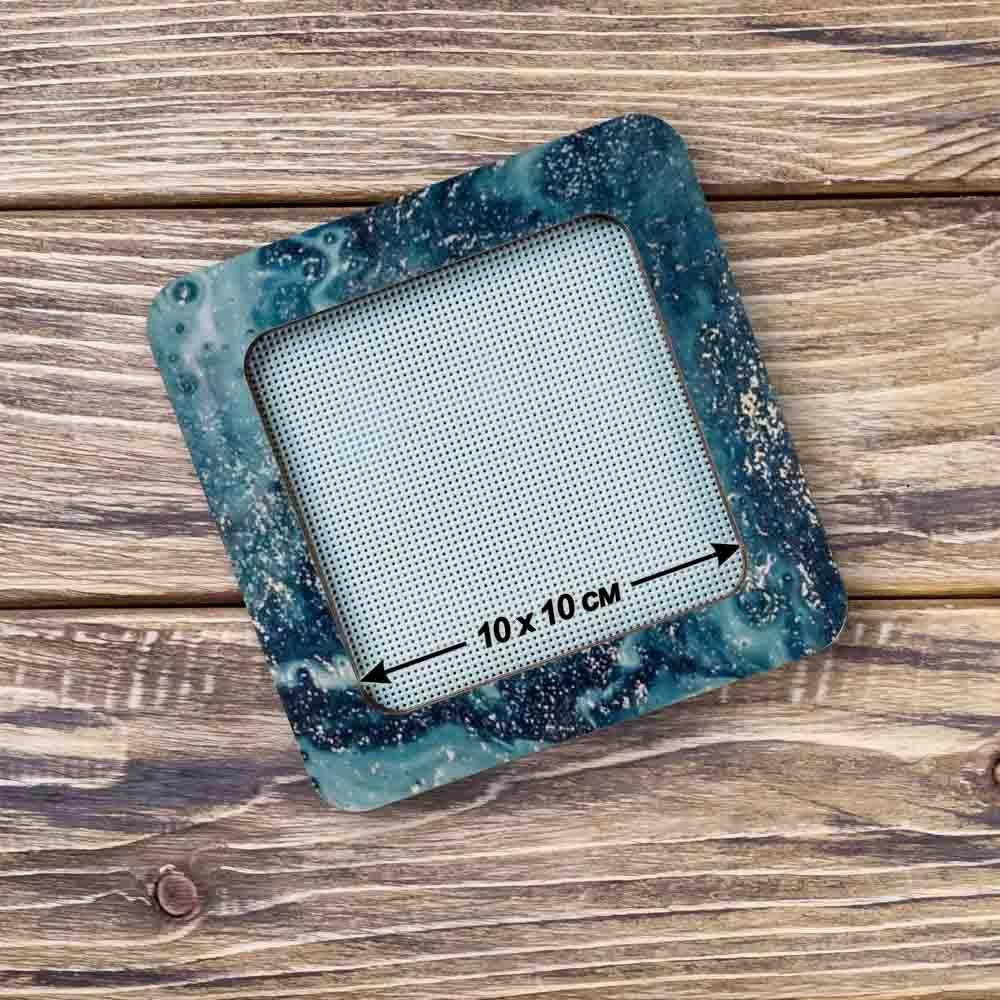 Magnetic embroidery hoops 10cm x 10cm or 3.9&quot;x3.9&quot; by Wonderland Crafts Wooden Hoop Frame on magnets  Perfect for Mill Hill embroidery!!!