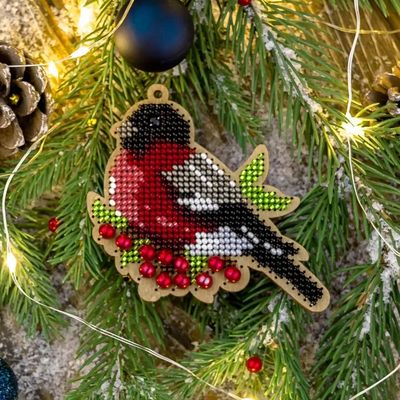 Bullfinch by Wonderland Crafts Christmas Tree toy Bead embroidery kit on wood Made in Ukraine