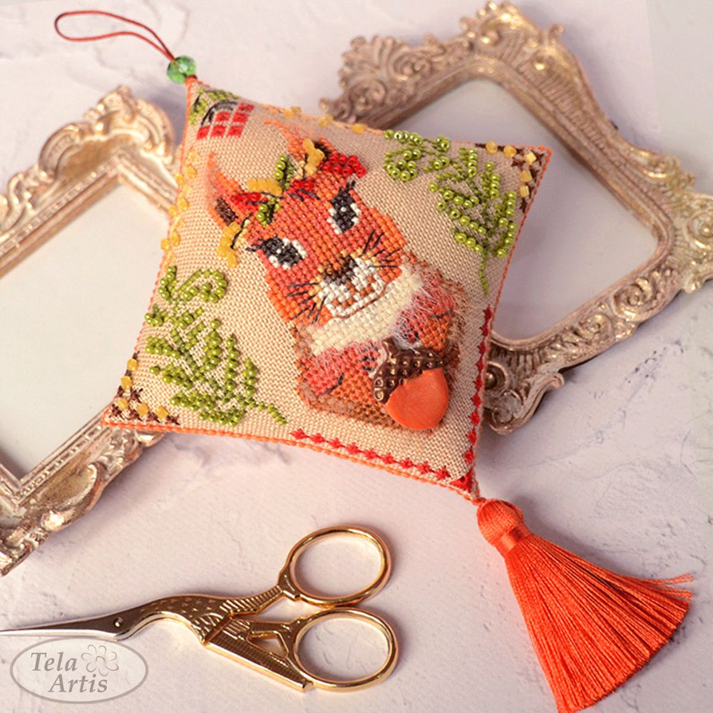 Squirrel Zigugu by Tela Artis Biscornu &amp; Pinkeeps series Cross and decorative stitches embroidery kit