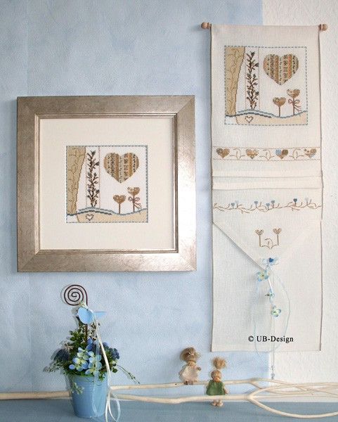 Drei Herzchen im Quadrat (Three hearts in a square) by UB-Design (Germany) Counted cross-stitch pattern