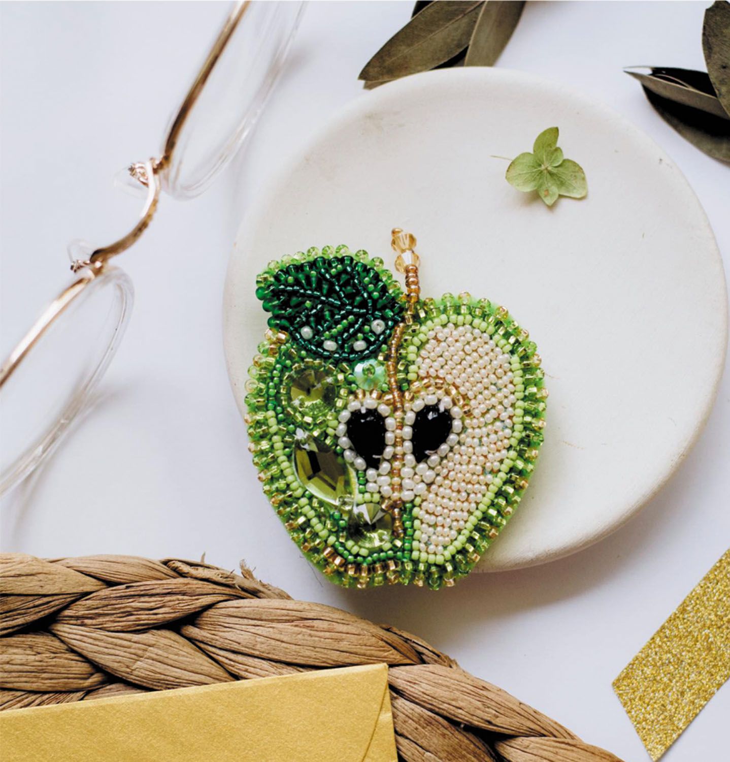 Green Apple by Abris Art Decoration Brooches (jewelry) with beads. Bead Embroidery Kit