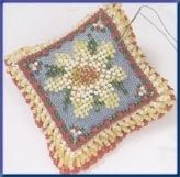 Daisy Dream Beaded Pin Pillows by Mill Hill 2003 Special Edition Kit