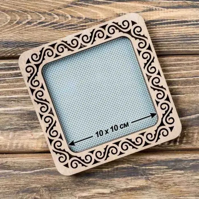 Magnetic embroidery hoops 10cm x 10cm or 3.9&quot;x3.9&quot; by Wonderland Crafts Wooden Hoop Frame on magnets  Perfect for Mill Hill embroidery!